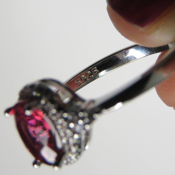 Zales Ruby & Cubic Zirconia Halo Sterling Silver Ring Size 7 SYNTHETIC - Picture 8 of 12